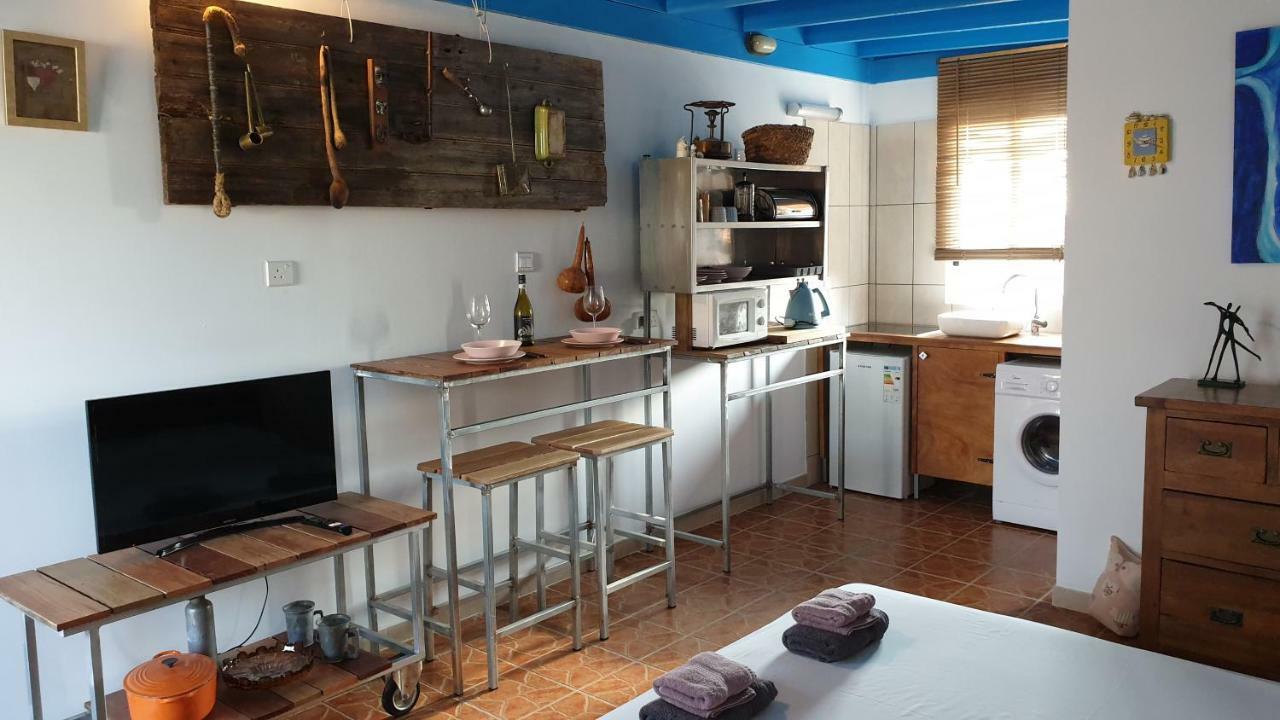 Mp Cozy Apartment Near The Sea Paphos Exterior photo